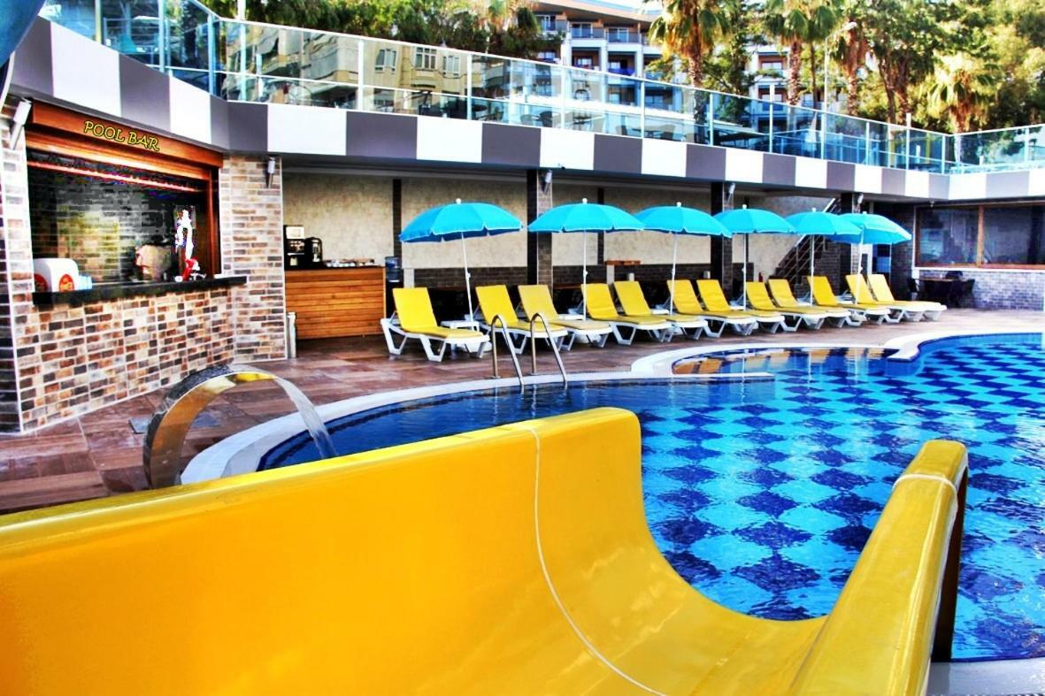 Vella Beach Hotel Tosmur Exterior photo